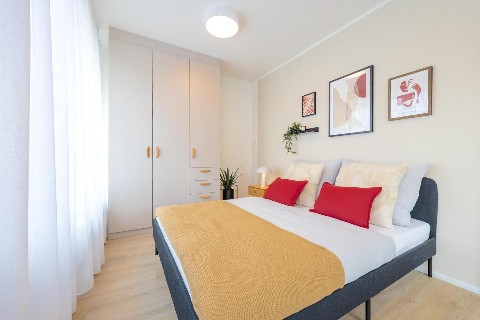 Bright 2Br - 5Th Floor, Balcony, Free Parking By Gravity Prague Apartment Exterior photo